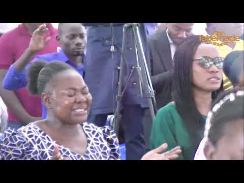 TA FIDELITE EST GRANDE ... Chant d'Adoration @siontab-lshi