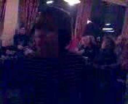 Vollidiot beim Essen