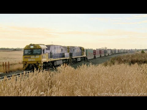 Pacific National PM6 with NR104 & NR65 - PoathTV Australian Trains & Railways