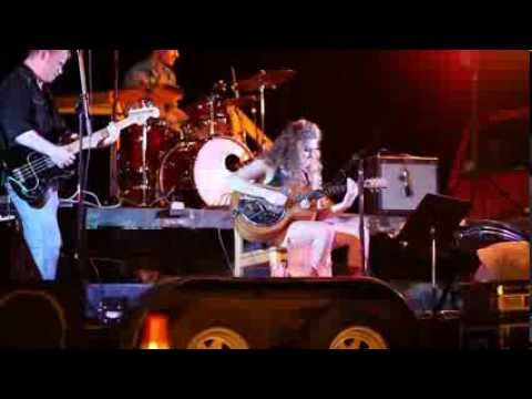 The Sadie Johnson Band : Dust My Broom