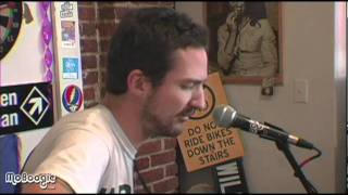 FRANK TURNER &quot;Journey Of The Magi&quot; - acoustic @ the MoBoogie Loft