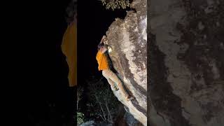 Video thumbnail de Cascavel, V7. Cocalzinho de Goiás