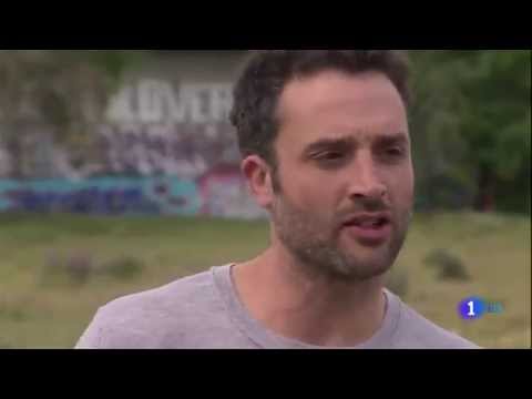 A CAMBIO DE NADA - Daniel Guzmán