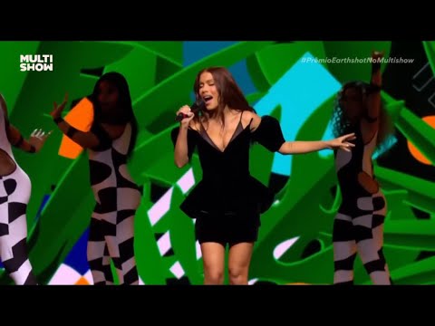 Anitta - Mas, Que Nada! / Garota de Ipanema (com Gilberto Gil) / Girl From Rio 