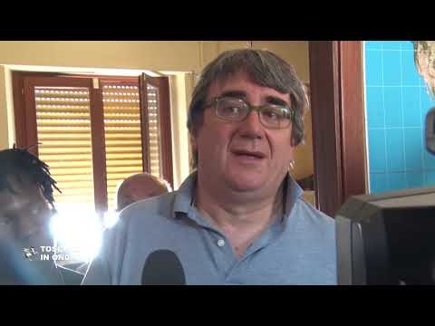 Enrico Rossi visita il centro di don Biancalani