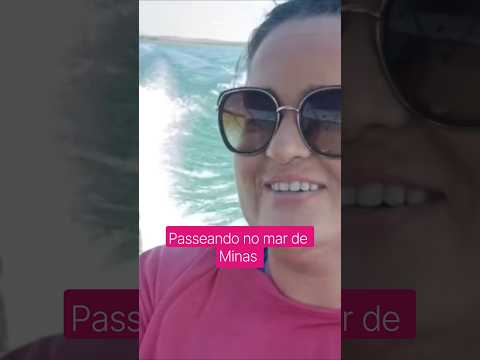 Águas da represa se Furnas em Campo do Meio MG