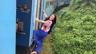 preview picture of video 'Sri Lanka Travel Vlog #19 Kandy to Nuwara Eliya on the most beautiful train ride!'