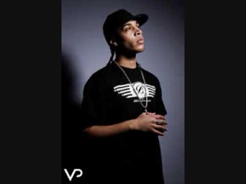 Nino - Elk Jaar ( Ft Mitta - Priester - Lucky LuQ - Gibba - Singa - Ciano - Dtoxx )