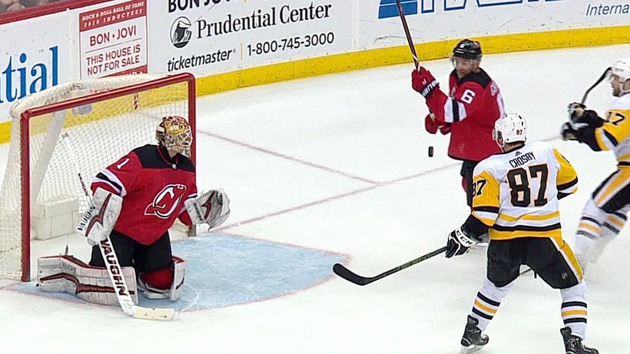 Vidéo: Sidney Crosby...est une VEDETTE...au baseball aussi...