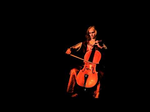 J.S.BACH Suite n°1 pour cello, Gigue par Birgit Yew  Live à Paris