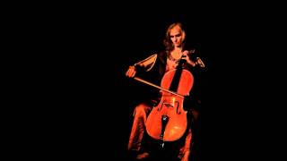 J.S.BACH Suite n°1 pour cello, Gigue par Birgit Yew  Live à Paris