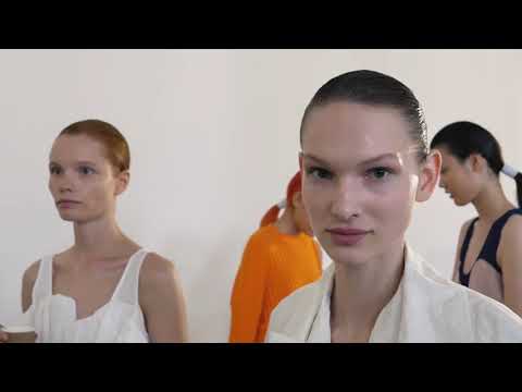 DAWEI Studio SS20 - Backstage