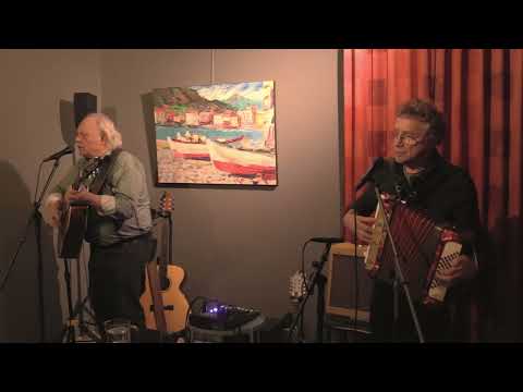 Gurbe Douwstra en Jan de Vries - Nei De Undergeande Sinne (Live@GrasslandSessions)