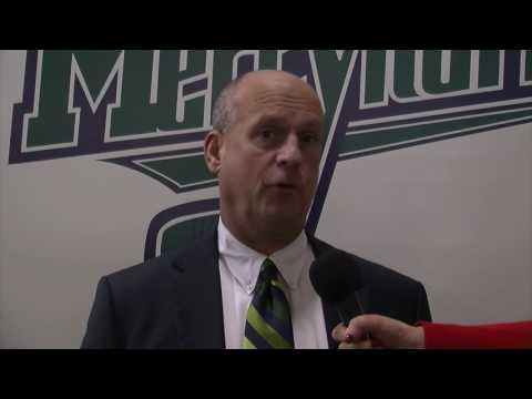 Lakers Drop Game to Holy Cross