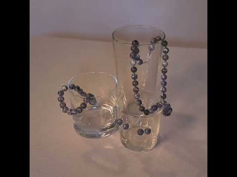 фото содалит-натуральный камень бусы, браслет ,кулон ,серьги ,оберег красная нить от сглаза с камнем 0