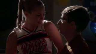 GLEE: You&#39;ve Got to Hide Your Love Away (Artie Abrams y Kitty Wilde)