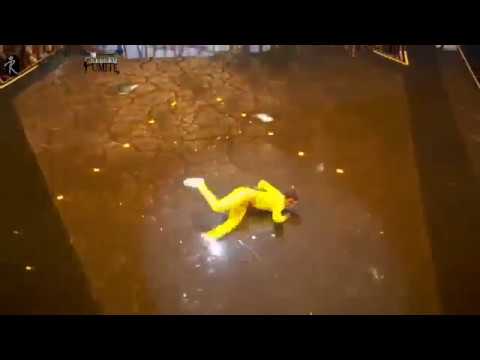 Missy Elliott VMA Performs W/ 'Dance Girl' Alyson Stoner To 'Work It' For 2019 Video Vanguard Award