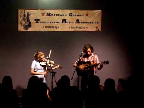 Hiawathas Lullaby - Mandolin Orange