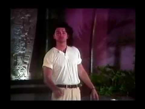 Ricardo Arjona - Quien Diria (Video Oficial)