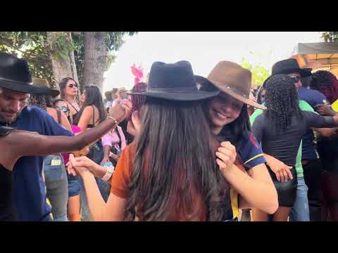Sudoeste baiano .Encanto Cigano fazendo um grande forró. Maniaçu.Bahia.#Sertaõbaianoéshow 