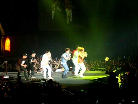 110610 SMTOWN in PARIS -- SHINee _ Juliette