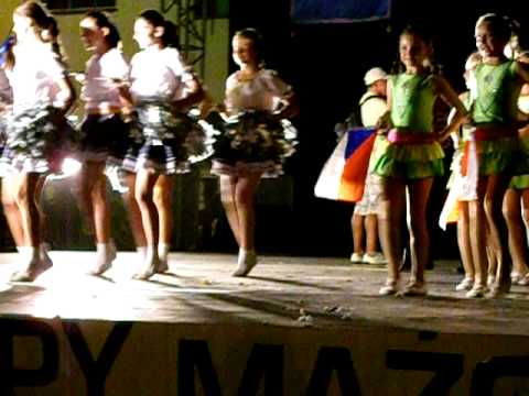 Bambelinky ZUŠ Jirkov - Slavností nástup na vyhlášení