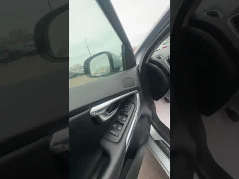 фото volvo v40 ii 0