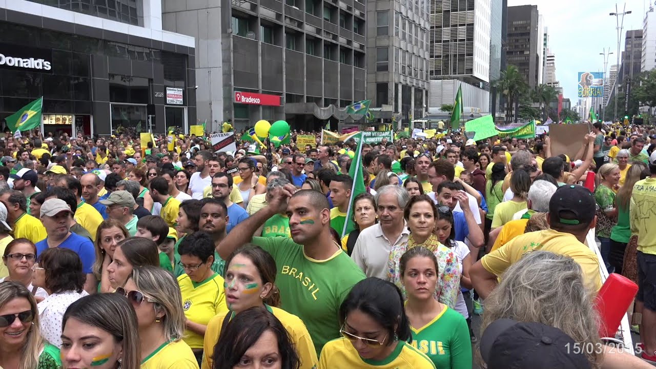 PROTESTO na Avenida Paulista (1 milhão de indignados) - 15/03/15 - São Paulo/SP