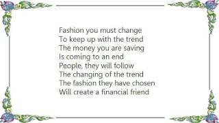 Chaos UK - Fashion Change Lyrics