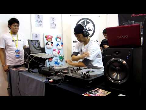 DJ Tomu @ AFA 2012