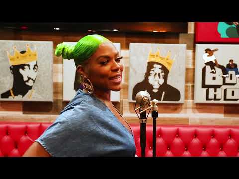 LolaaSmiles "STOP IT"