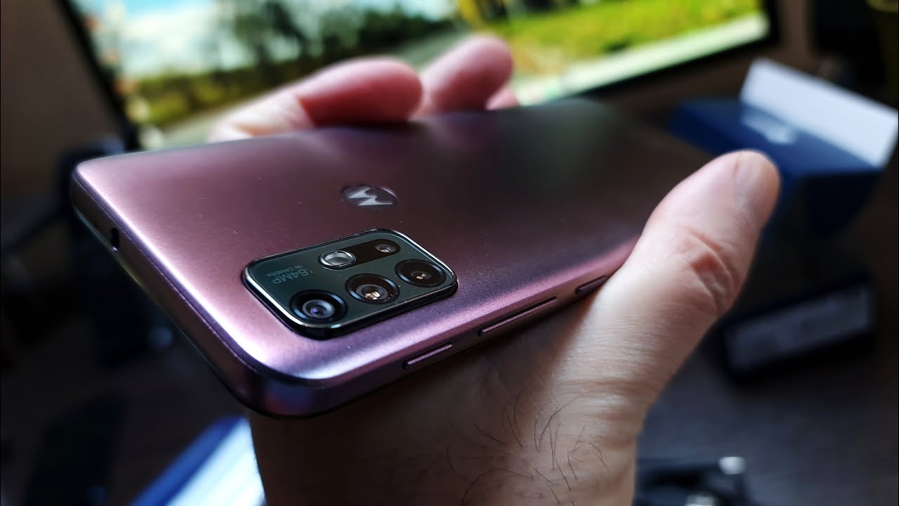 Motorola Moto G30 Unboxing (Big Battery Midrange Phone With 90 Hz Screen)