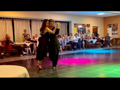 Elena Bertagna & Paolo Lombardo- Esta Noche al Pasar - Pedro Laurenz