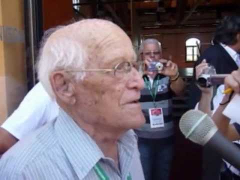 Pedro Depizzol Neto sendo entrevistado