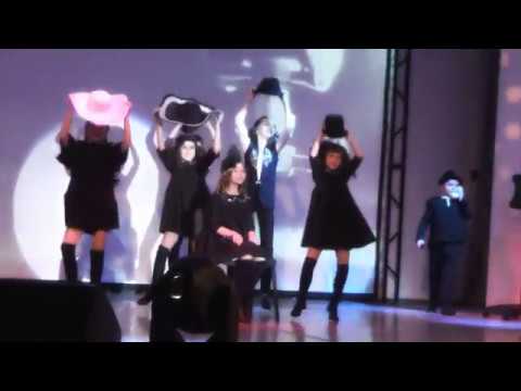 'В джазе только дети'. Ценителям детского пения.