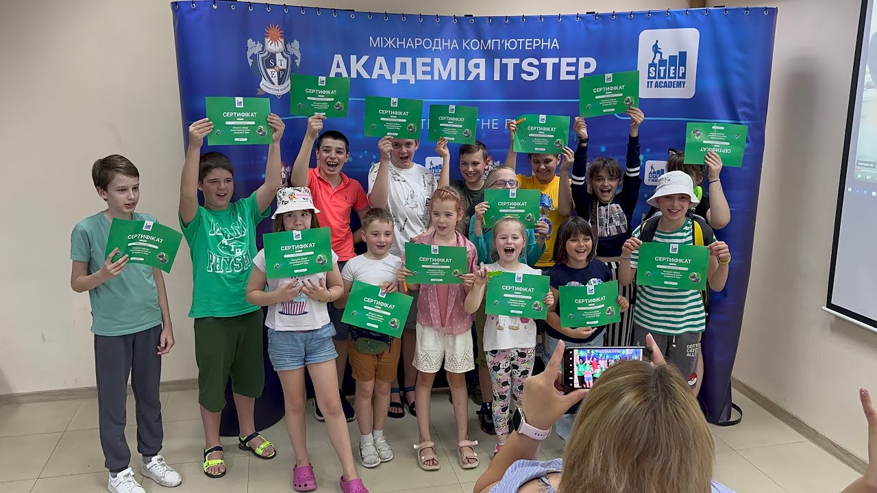 Чому вибирають нас?