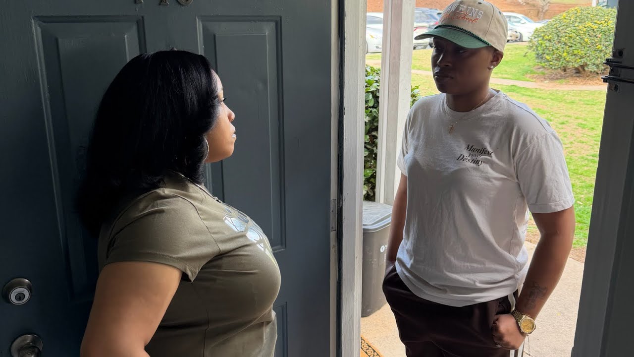 Lacreesha gets a visit from her neighbor Marlisha trying to squash the beef with their kids