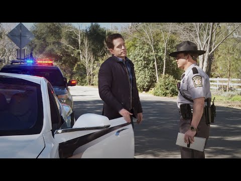 Dennis Gets Pulled Over - It's Always Sunny In Philadelphia Season 16, Episode 8