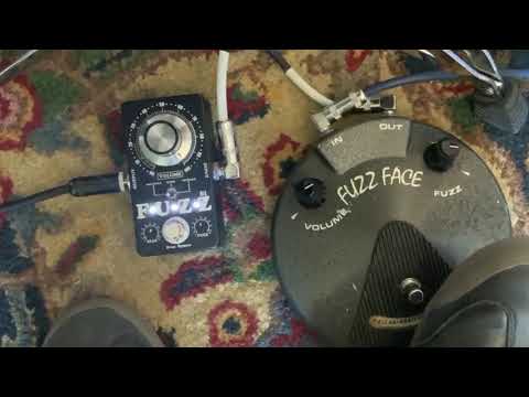 miniFUZZ vs 1960s FuzzFace Which Used to Belong to Eric Johnson