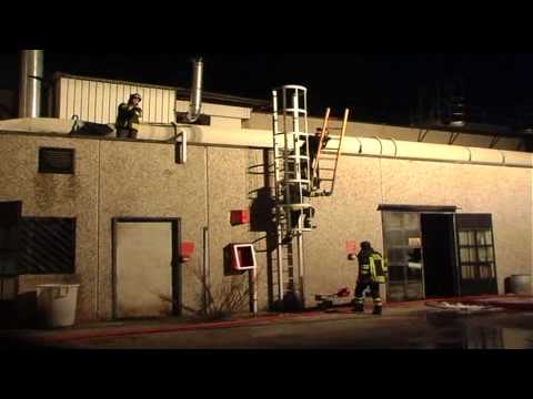 ONDA TG 10.03.2015 - IN FIAMME L'EX LASTRA