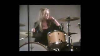 SAGE CLUB BERLIN _ Emmi King /SNO