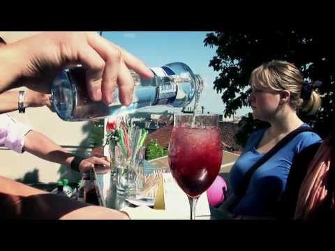 V.díl: Jak připravit drinky z růžového a pramenité vody Rajec?