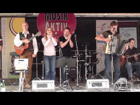 download lagu mp3 mp4 U Gregoru, download lagu U Gregoru gratis, unduh video klip U Gregoru