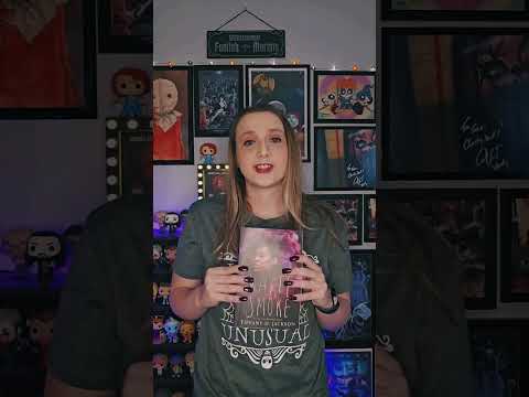 White Smoke is a spooky haunted house book with interesting themes and complex characters. #spooky