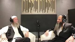 ר' ישראל דגן ומאור קריו - געגוע זה התחדשות (ישראל דגן) - התמונה מוצגת ישירות מתוך אתר האינטרנט יוטיוב. זכויות היוצרים בתמונה שייכות ליוצרה. קישור קרדיט למקור התוכן נמצא בתוך דף הסרטון