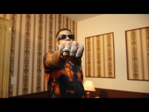 Lejos de Casa - @roseiboi , @eskynni , ShotbyA1C