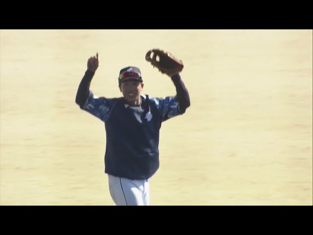 【春季キャンプ】ライオンズ・滝澤夏央が守備練習で軽快な動きを見せる!! 2025年2月14日 埼玉西武ライオンズ