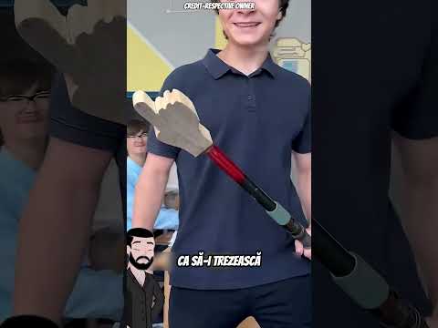 Elevii care dormeau în spate n-au mai scăpat 😴😳