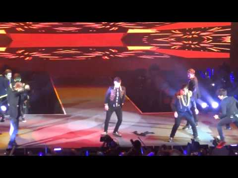 230413 Super show 5  argentina Bomanama Fancam