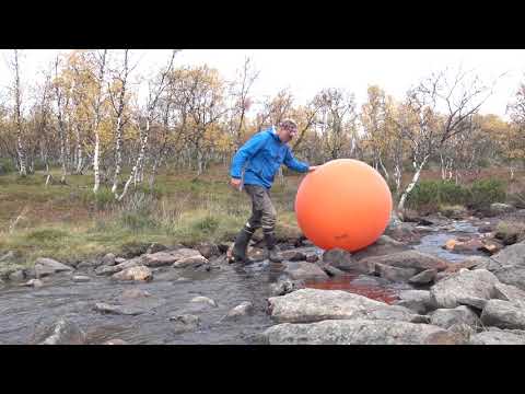 Patikointia Kaldoaivissa jättiäisjumppapallon kanssa 11.-15.9.2019